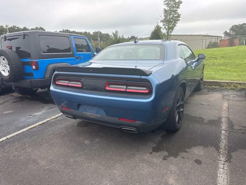 Used 2022 Dodge Challenger SXT w/ Plus Package RWD image 15