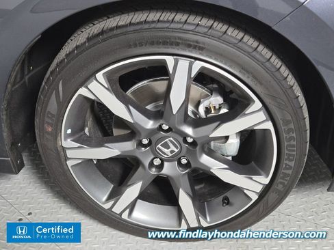 Certified 2025 Honda Civic Sport Touring image 12