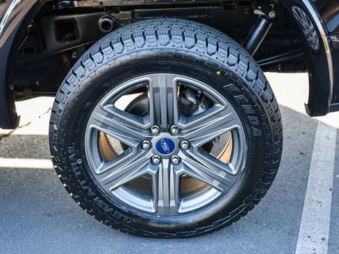 Used 2020 Ford F150 Lariat w/ Equipment Group 502A Luxury image 29