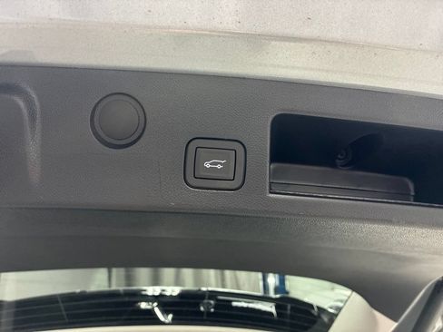 New 2027 GMC Terrain Denali w/ LPO, Floor Liner Package AWD/4WD image 16