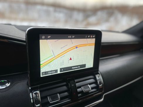 Used 2021 Lincoln Navigator L Reserve w/ Luxury Package image 20