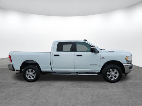 Used 2024 RAM 2500 Big Horn w/ Off Road Package image 4