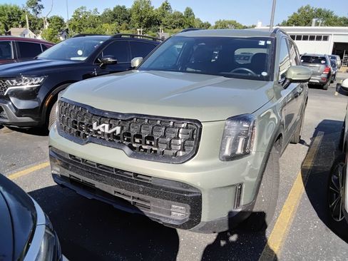 Used 2024 Kia Telluride SX X-Pro AWD/4WD image 2