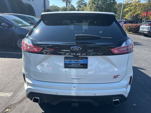 Used 2022 Ford Edge ST image 4