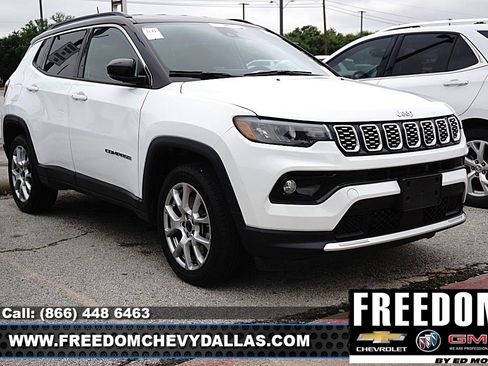 Used 2025 Jeep Compass Limited AWD/4WD image 1