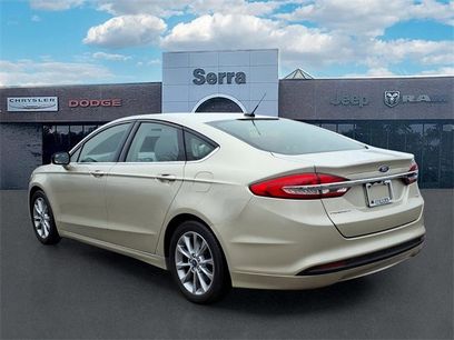 Used 2017 Ford Fusion SE