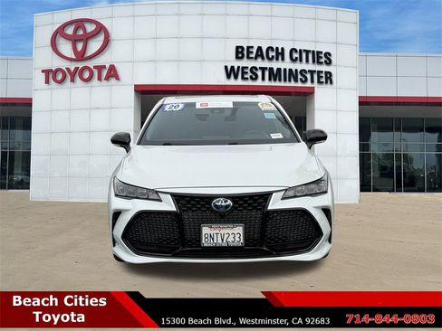 Certified 2020 Toyota Avalon XSE image 4