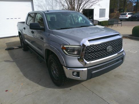 Used 2019 Toyota Tundra SR5 image 2