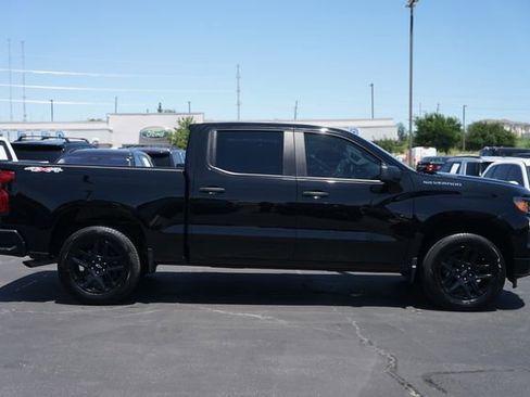 Used 2025 Chevrolet Silverado 1500 Custom AWD/4WD image 5