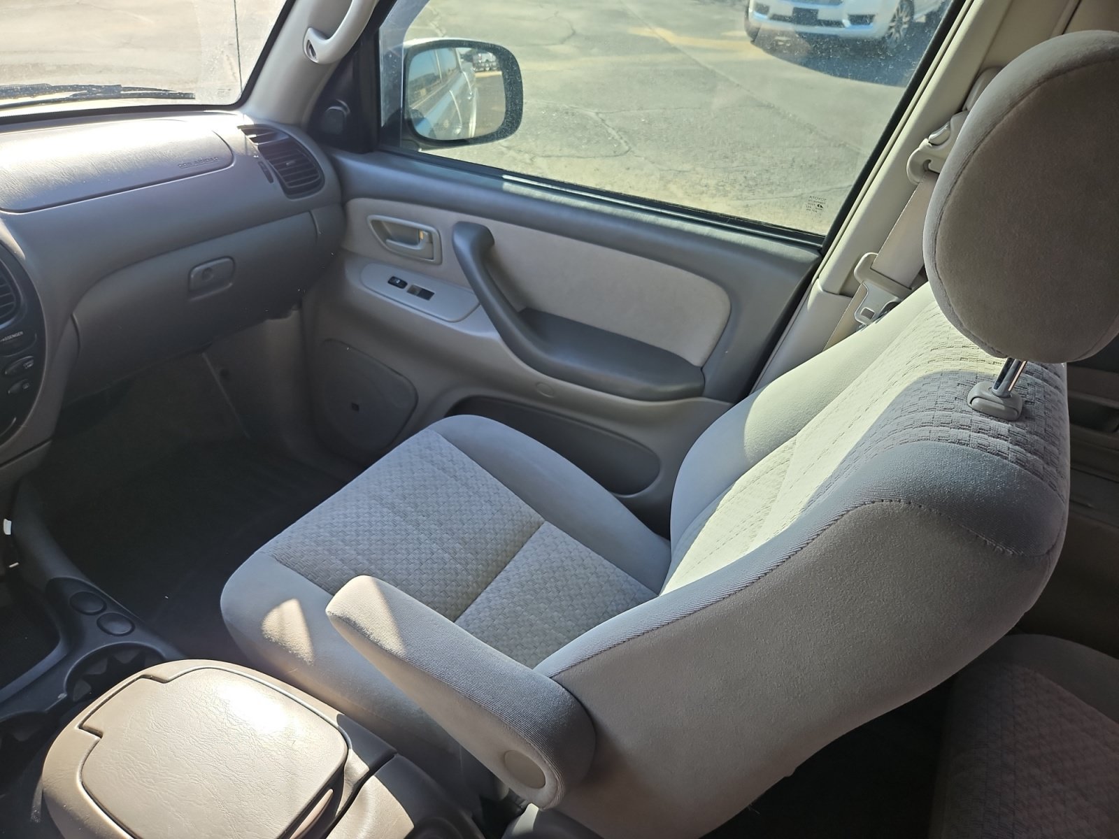 Used 2006 Toyota Tundra SR5 w/ All Weather Guard Pkg AWD/4WD image 12