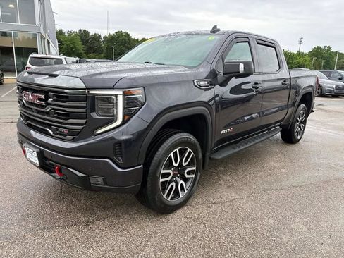 Used 2024 GMC Sierra 1500 AT4 w/ Technology Package AWD/4WD image 6