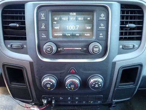 Used 2018 RAM 2500 Tradesman w/ Chrome Appearance Group AWD/4WD image 15