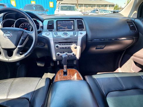 Used 2012 Nissan Murano LE w/ Platinum Pkg image 12