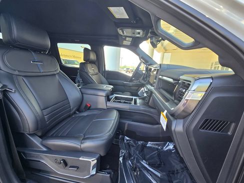 New 2026 Ford F250 Platinum AWD/4WD image 27