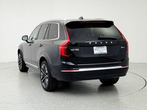 New 2025 Volvo XC90 B6 Plus w/ Protection Package Premier image 6