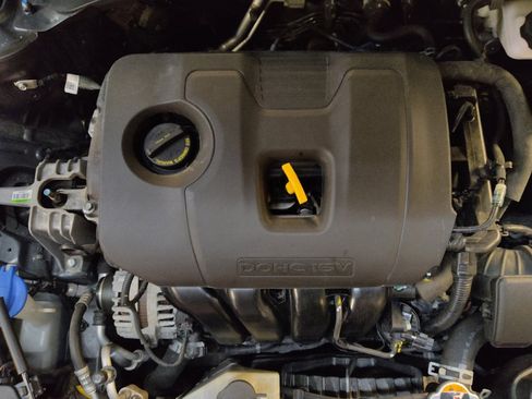 Used 2023 Kia Forte LXS FWD image 30