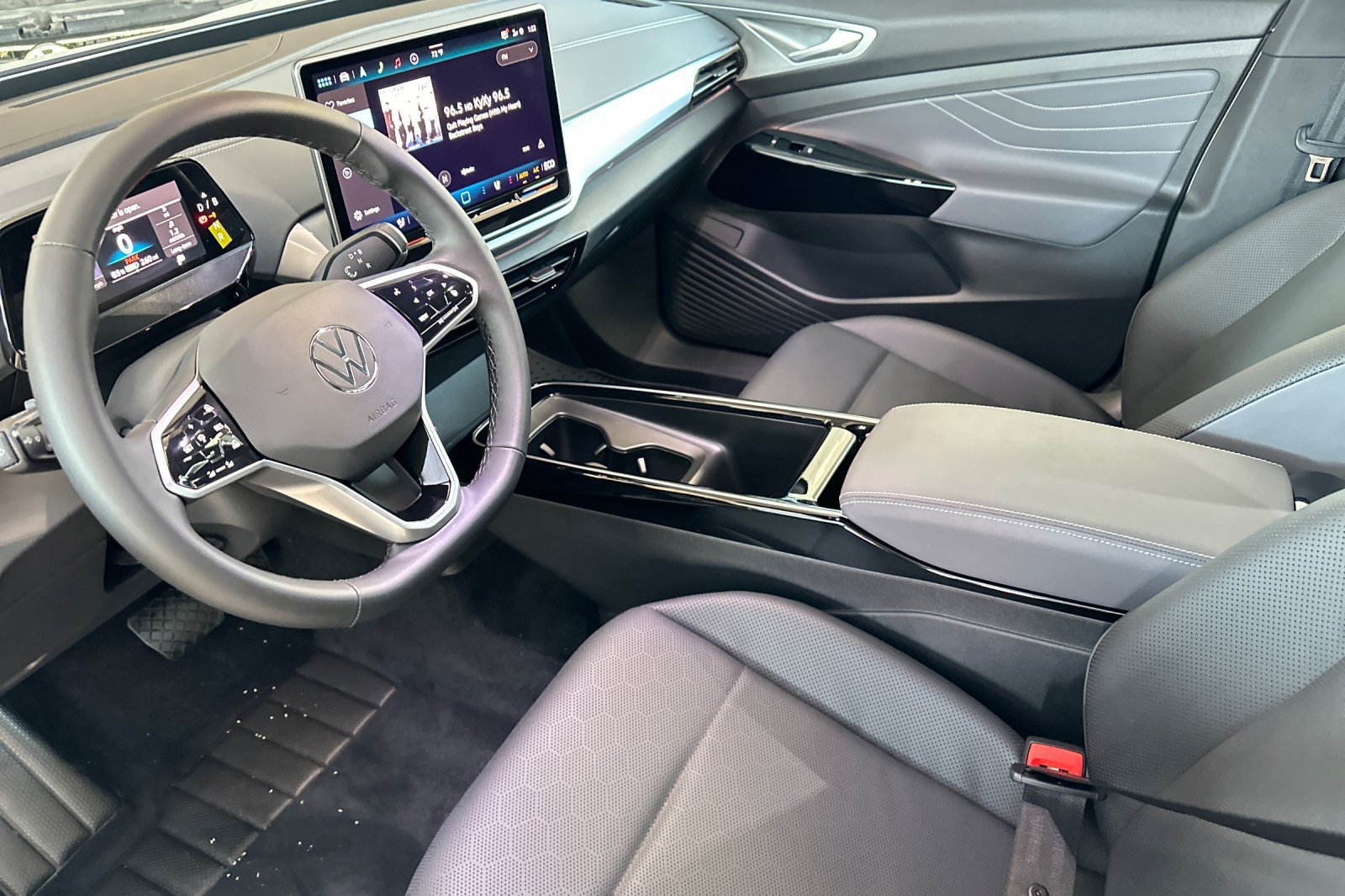 New 2026 Volkswagen ID.4 Pro S Plus AWD/4WD image 8