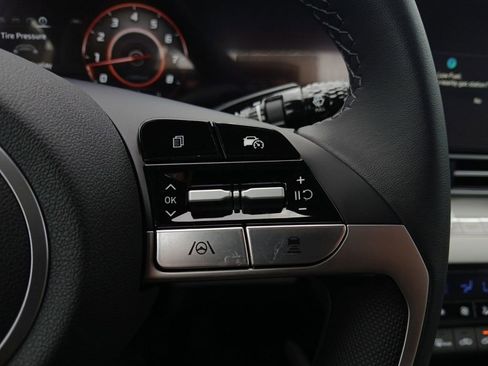 New 2026 Hyundai Elantra Limited FWD image 19