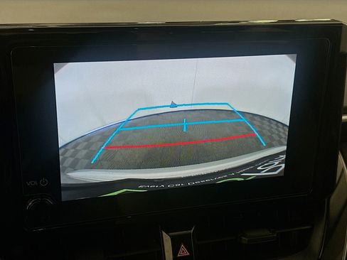 Used 2025 Toyota Corolla LE FWD image 21
