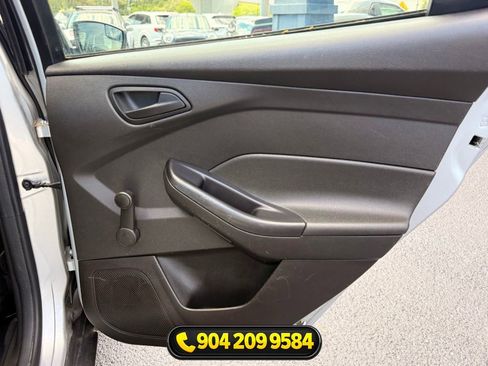 Used 2016 Ford Focus S FWD image 28
