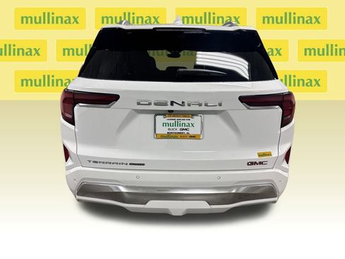 New 2026 GMC Terrain Denali image 15