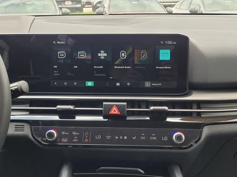 New 2026 Kia Sportage LX FWD image 13