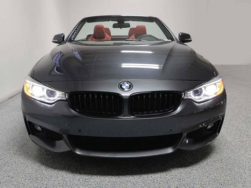 Used 2017 BMW 430i Convertible image 3