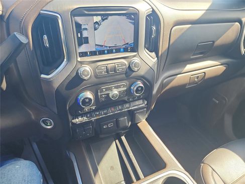 Used 2023 GMC Sierra 2500 Denali w/ Denali Ultimate Package image 43