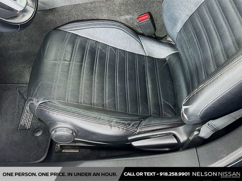 Used 2018 FIAT 124 Spider Abarth w/ Convenience Group RWD image 19