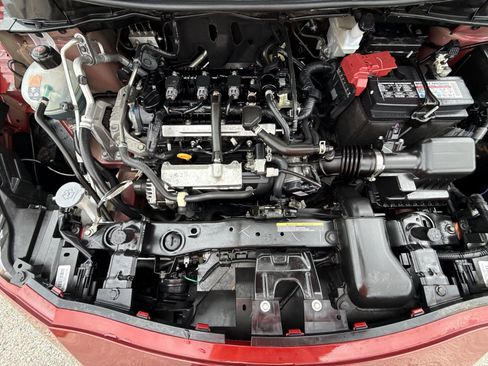 Used 2025 Nissan Versa SV FWD image 17