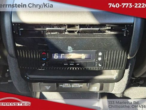 New 2025 Jeep Wagoneer Series III w/ Quick Order Package 25C Super image 11