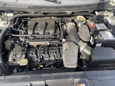 Used 2014 Ford Flex SEL w/ Equipment Group 202A FWD image 16