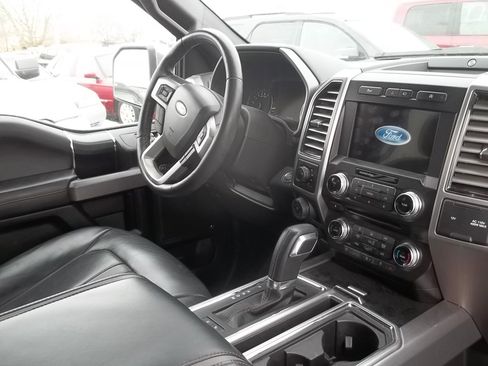 Used 2018 Ford F150 Platinum w/ Equipment Group 701A Luxury image 5