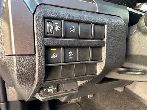 Certified 2024 Toyota Tacoma TRD Off-Road image 16