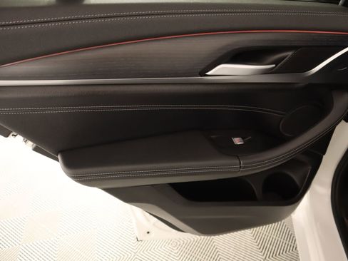 Used 2023 BMW X3 M40i image 18