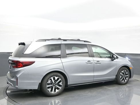 New 2026 Honda Odyssey EX-L image 6