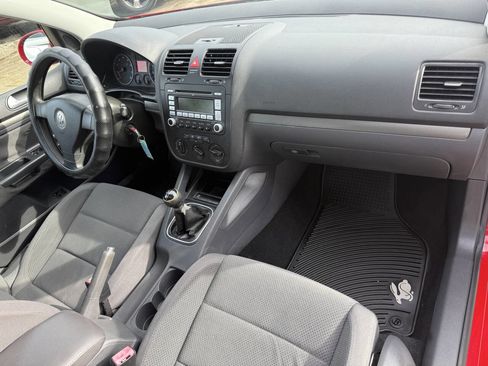 Used 2007 Volkswagen Rabbit 4-Door image 29