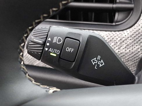 Certified 2025 MINI Cooper S image 21