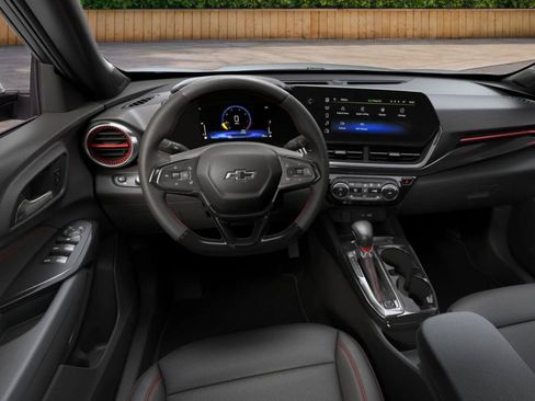 New 2026 Chevrolet Trax RS w/ Driver Confidence Package FWD image 5