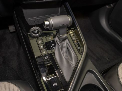 New 2026 Kia Niro SX image 19