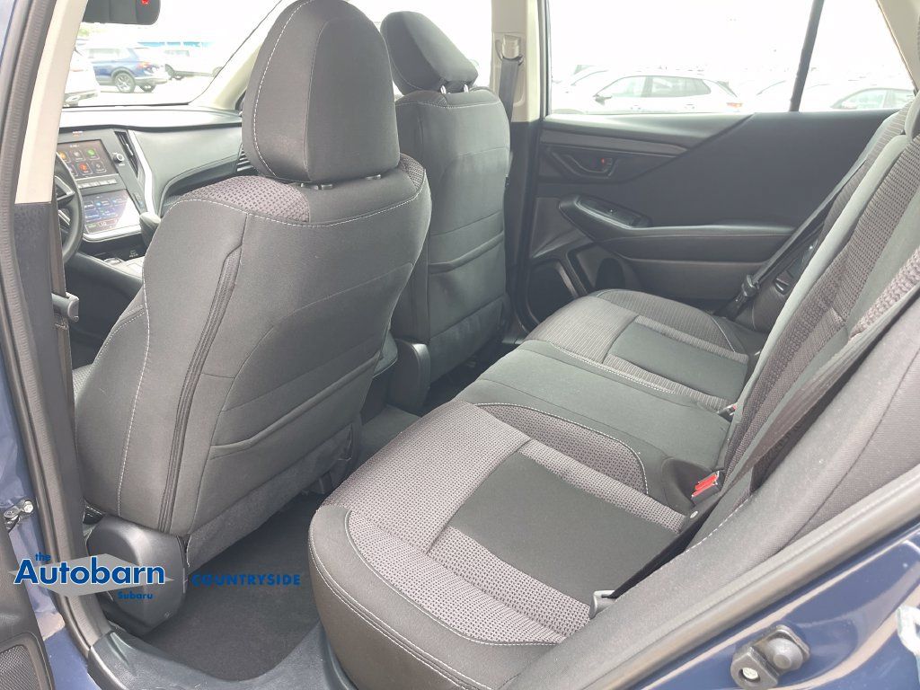 Used 2025 Subaru Outback AWD/4WD image 25