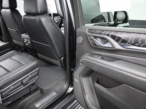 Used 2022 GMC Yukon Denali AWD/4WD image 15