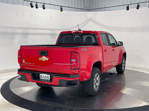 Used 2018 Chevrolet Colorado Z71 AWD/4WD image 11