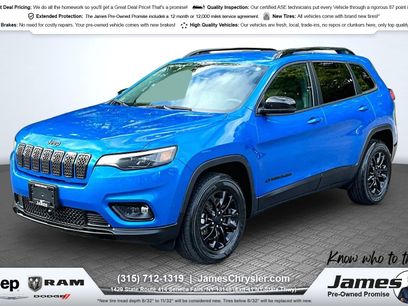Used 2023 Jeep Cherokee Altitude Lux