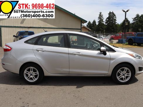 Used 2019 Ford Fiesta SE FWD image 9