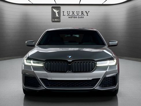 Used 2023 BMW 530i xDrive w/ M Sport Package AWD/4WD image 2