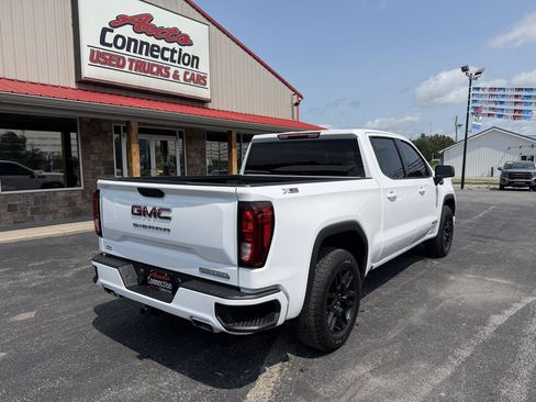 Used 2024 GMC Sierra 1500 Elevation w/ X31 Off-Road Package AWD/4WD image 4
