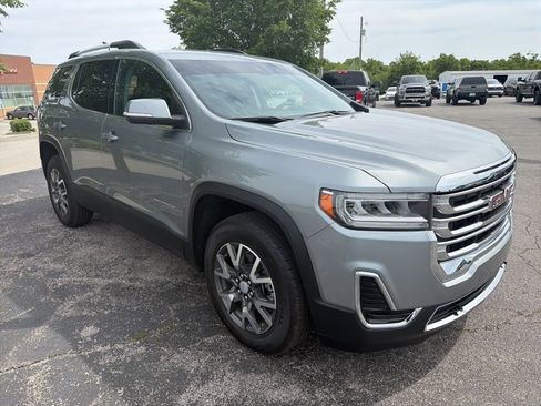 Used 2023 GMC Acadia SLE w/ Driver Convenience Package AWD/4WD image 2