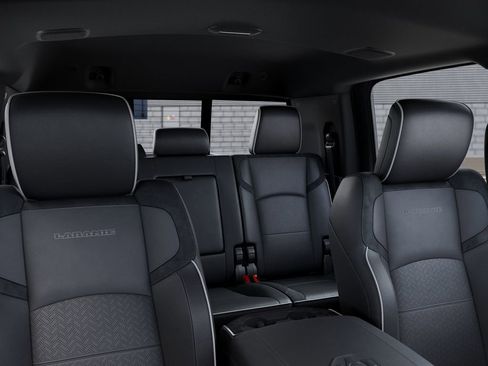 New 2026 RAM 2500 Laramie AWD/4WD image 26