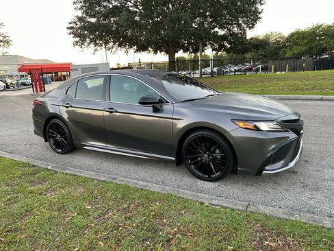 Used 2023 Toyota Camry XSE w/ Cold Weather Package image 7